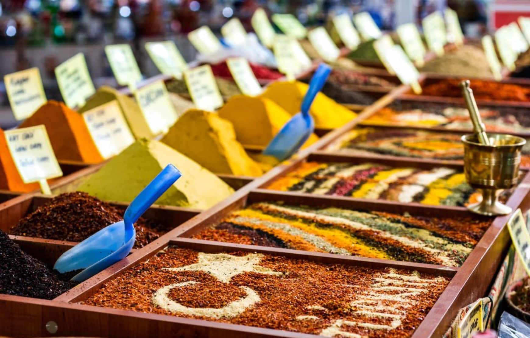 spices in spice bazaar istanbul