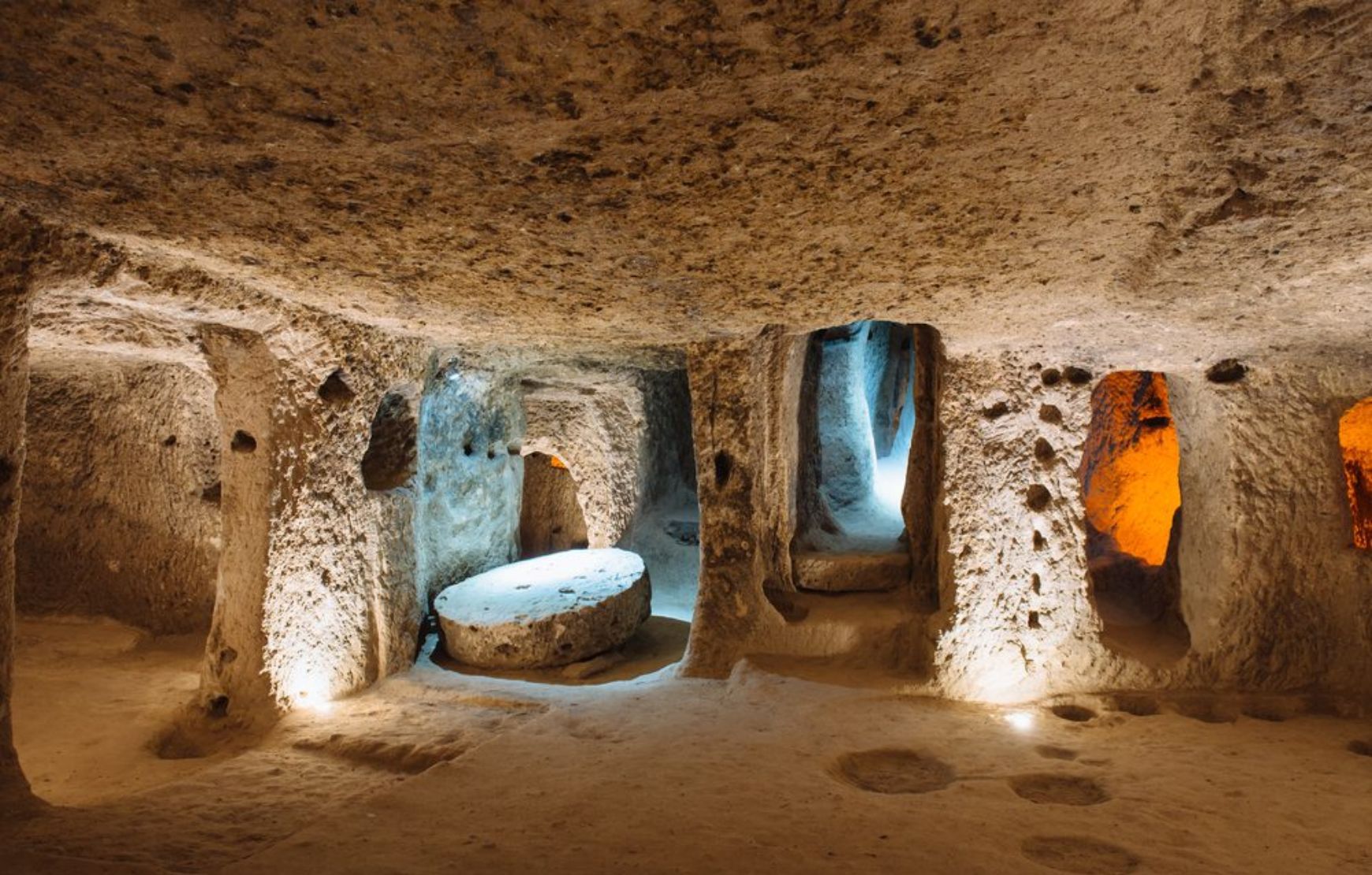 kaymakli underground city in Cappadocia