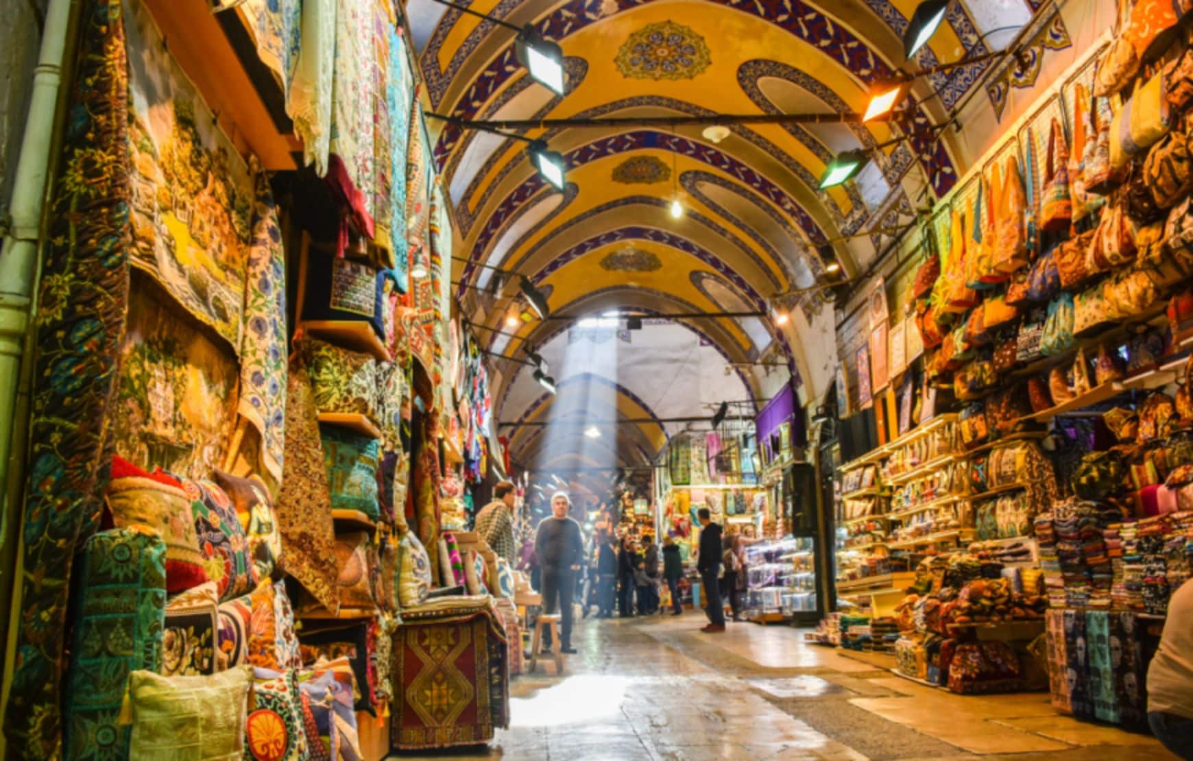 Explore the history of Grand Bazaar with our Istanbul Private Tour Package