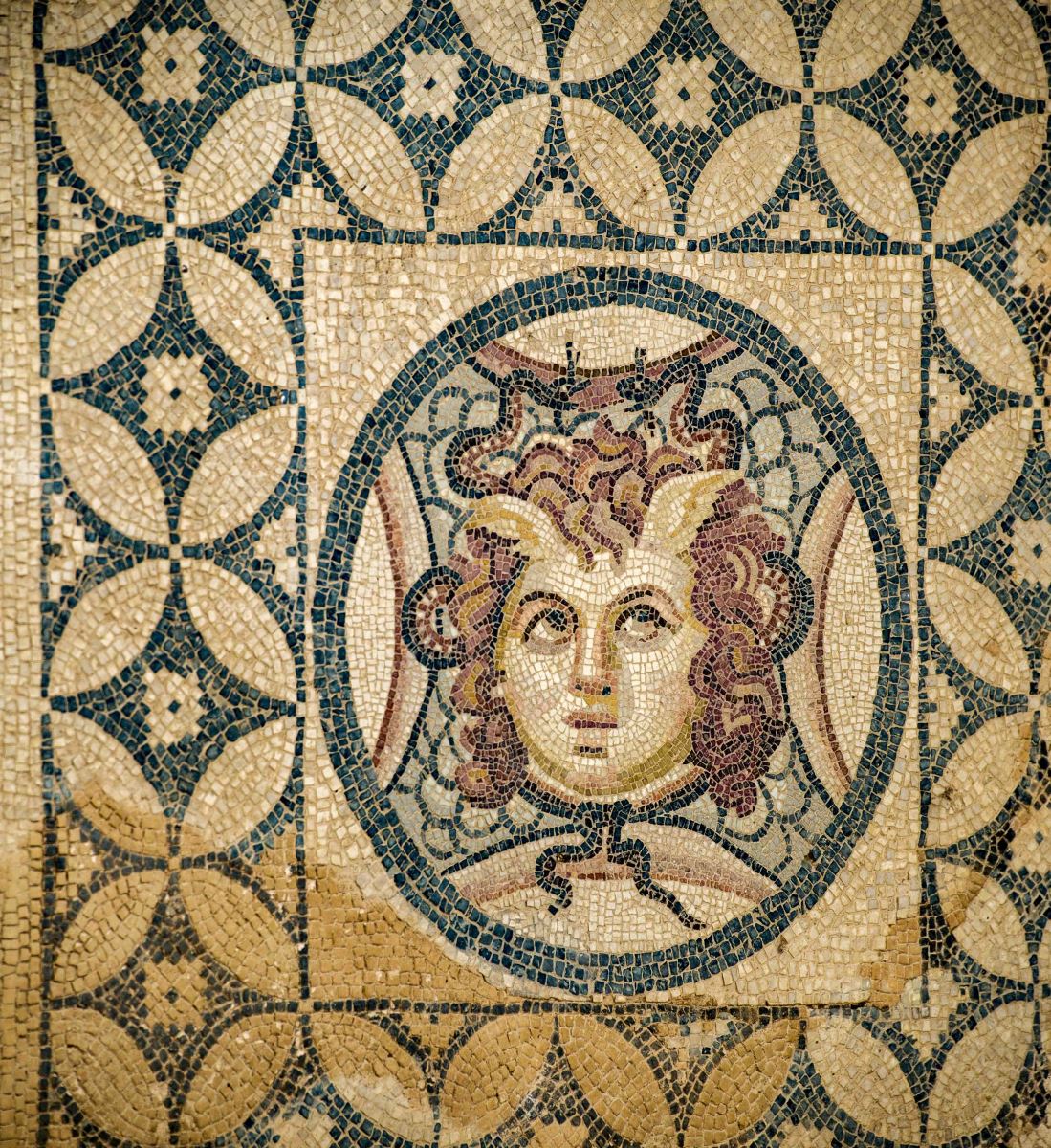 Terrace Houses in Ephesus by Murat Ocal (5)